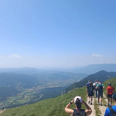 Homestead - Domacija - Nabergoj 아파트 Podnanos