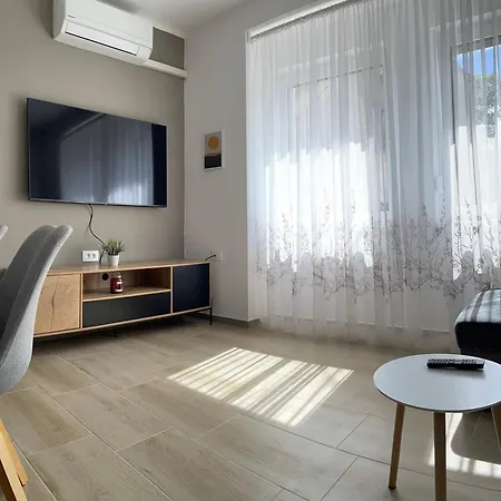 Homestead - Domacija - Nabergoj 아파트 *