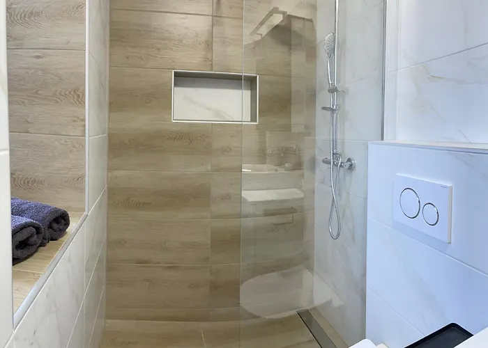 Appartement Homestead - Domacija - Nabergoj Podnanos