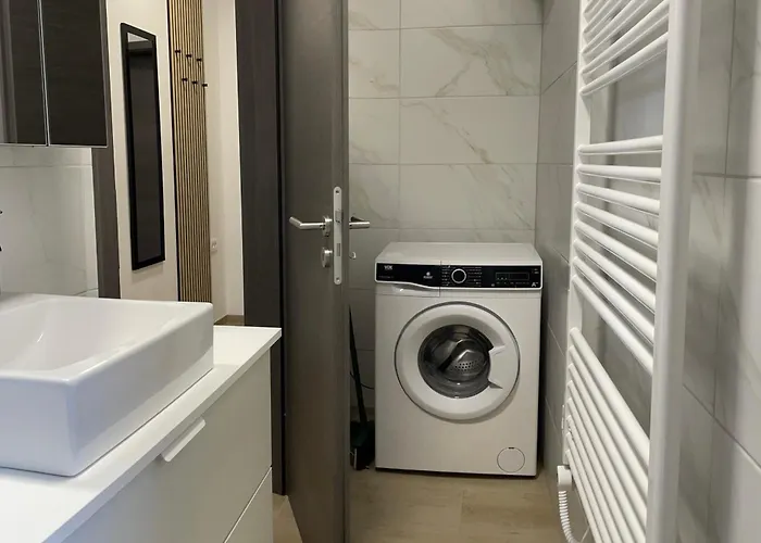 Homestead - Domacija - Nabergoj *