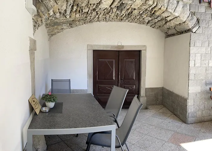 Homestead - Domacija - Nabergoj Podnanos